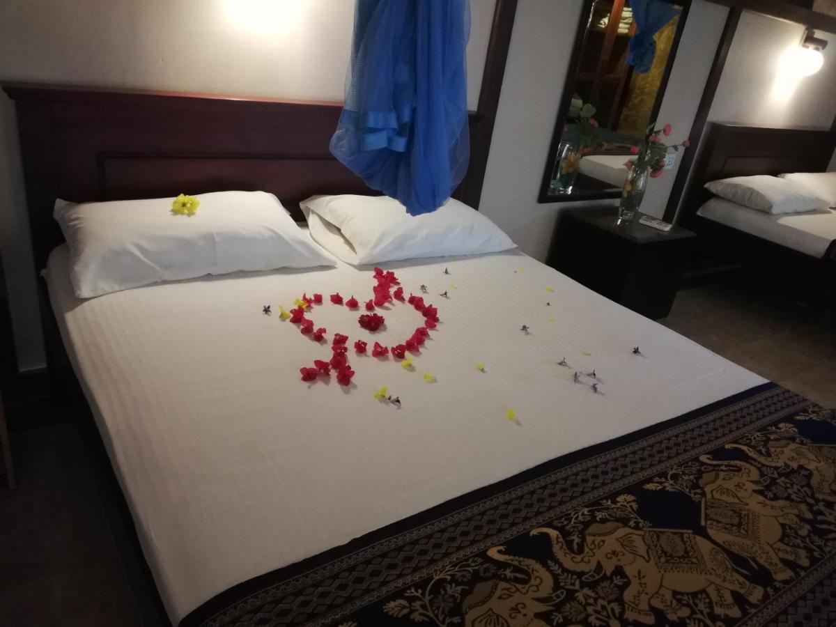 Days Inn B/B キャンディー エクステリア 写真